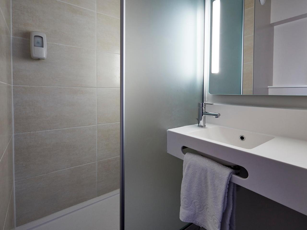 B&B Hotel Orleans Saint-Jean De Braye ภายนอก รูปภาพ